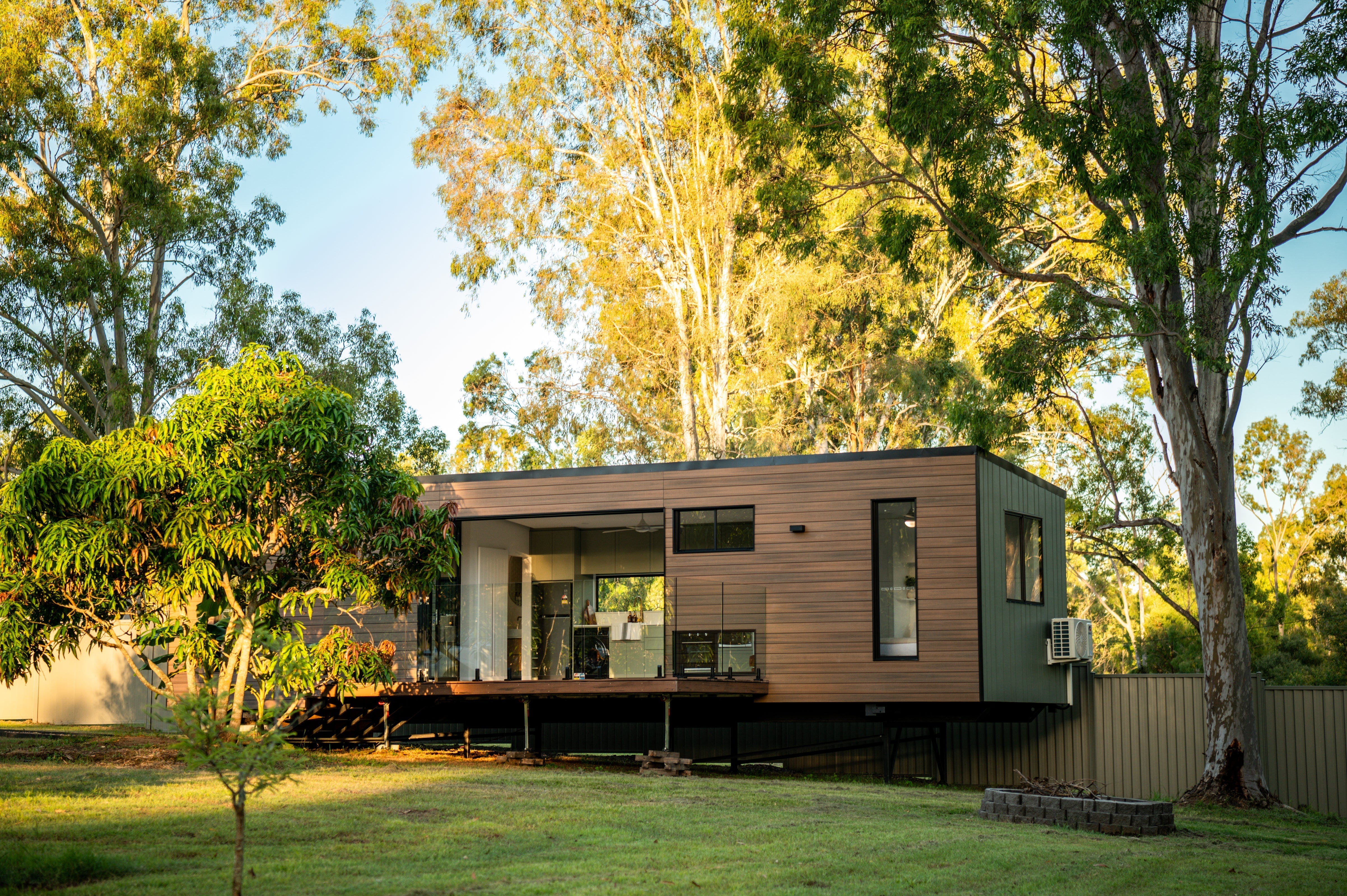 Eco-friendly modular home construction reducing waste in Australia